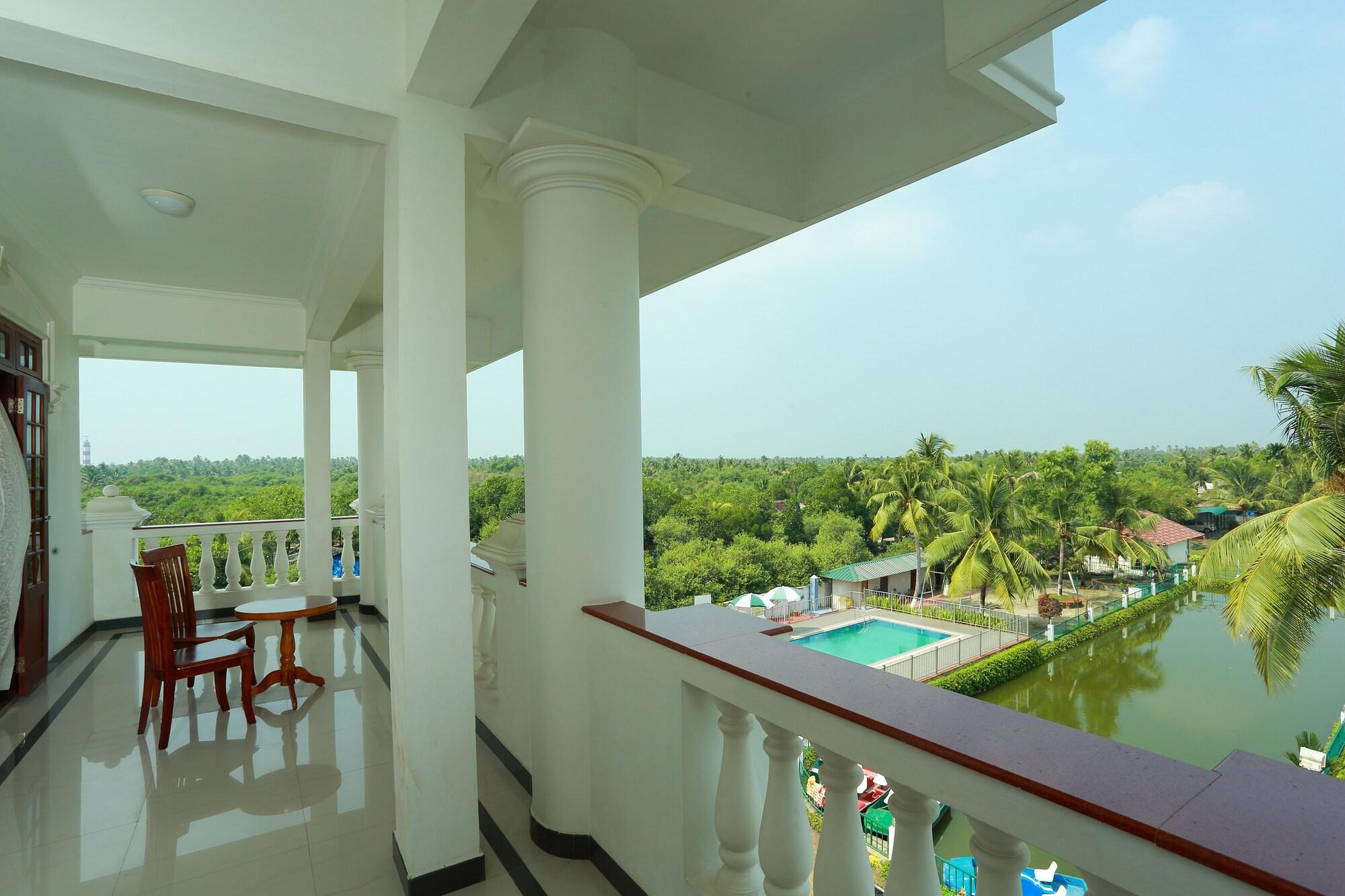Rustic Leisures Llp Hotel Kochi Bagian luar foto